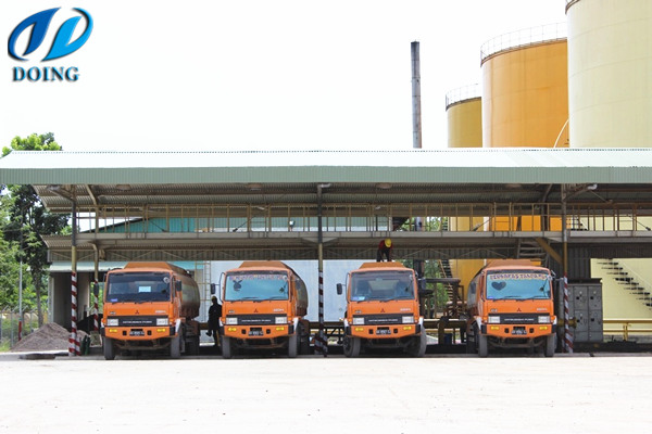 Trucks holding crude palm oil