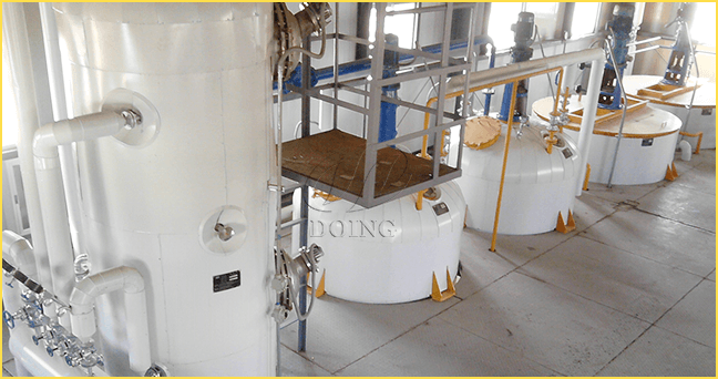 Machine de raffinage d'huile de palme semi-continue