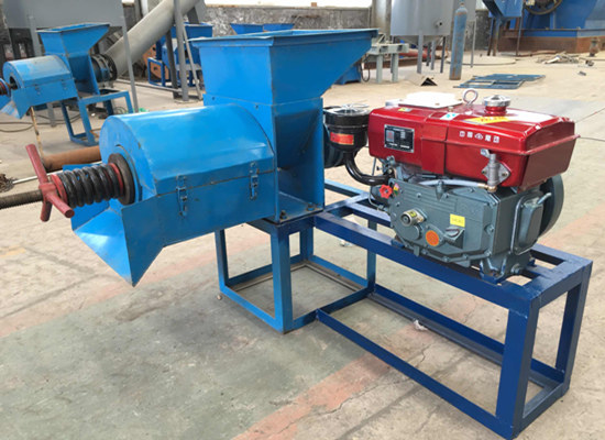 Small scale FFB oil press machine