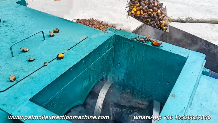 feed hopper.jpg feed hopper.jpg