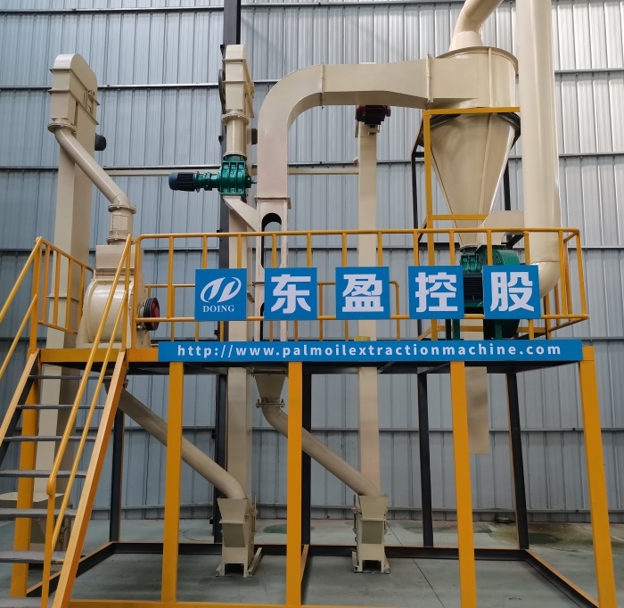 palm nut cracking and separator