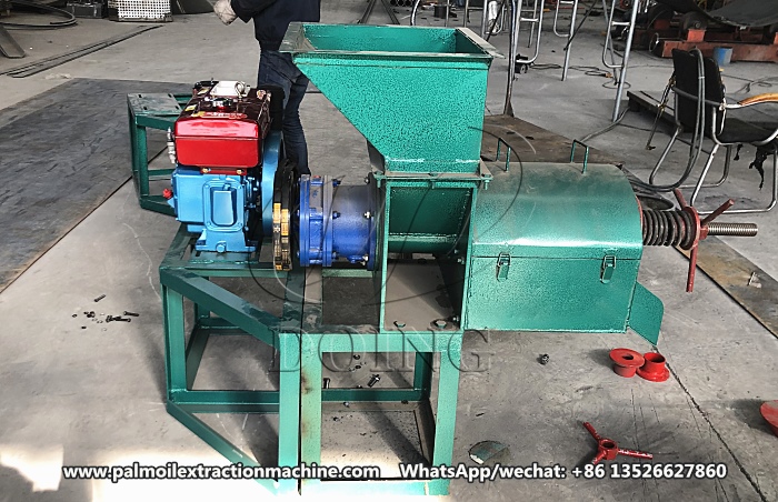 Nigerian customer purchased a 500kg/h palm oil pressing machine from ...